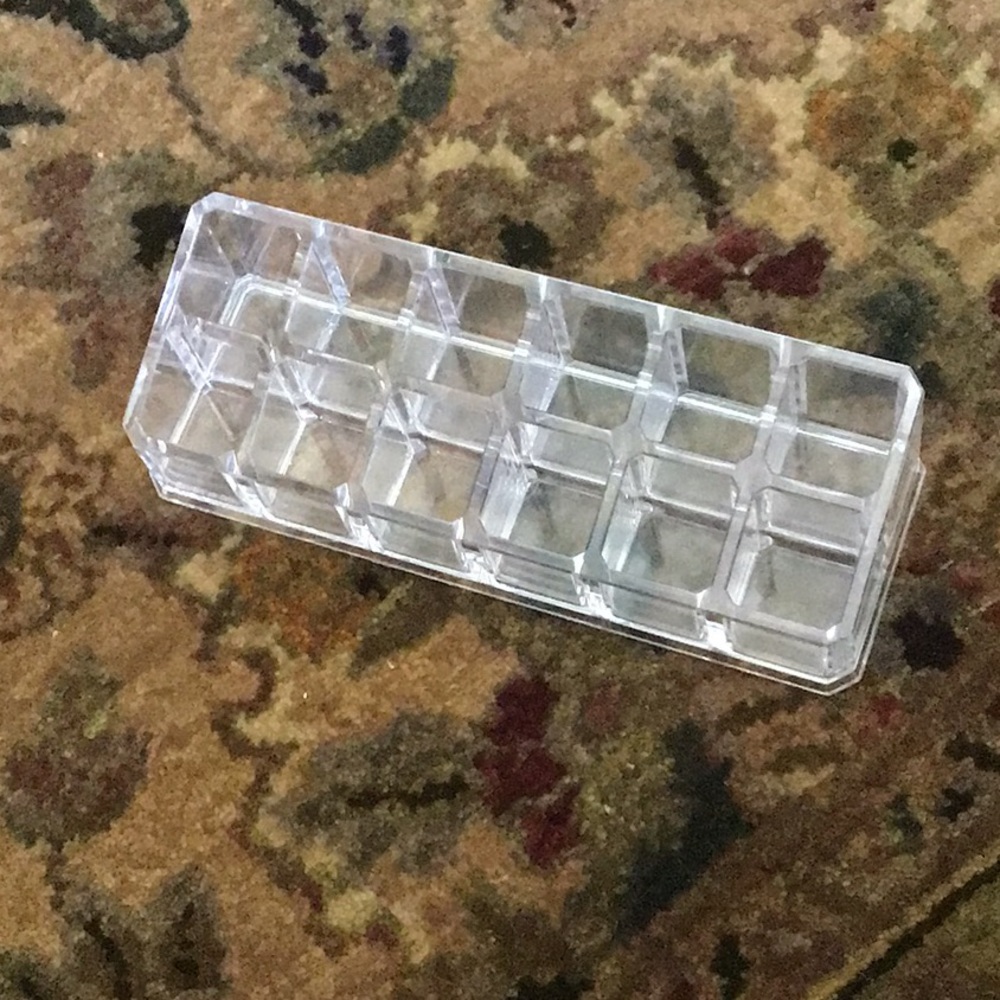 Acrylic lipstick caddy